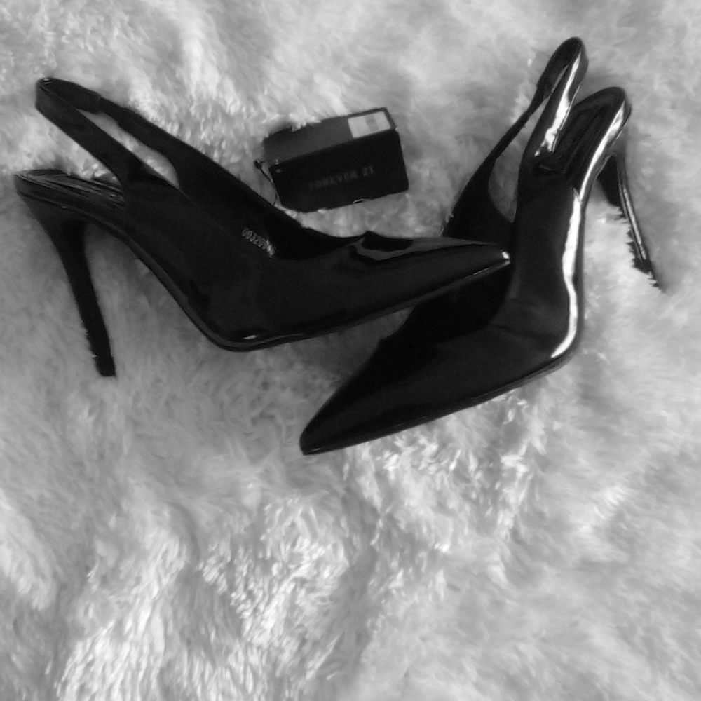 Forever 21 Pumps-Brand New- Sz 8.5